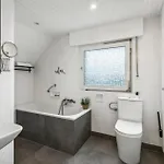 Apartment Neu! Design -yellow Octopus- Sankt Augustin