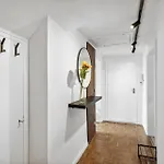 Apartment Neu! Design -yellow Octopus- Sankt Augustin