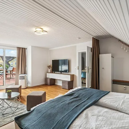 Neu! Design -yellow Octopus-