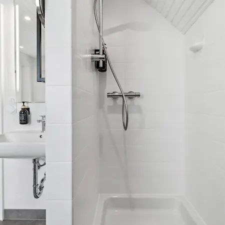 דירה Neu! Design -yellow Octopus- סנט אוגוסטין