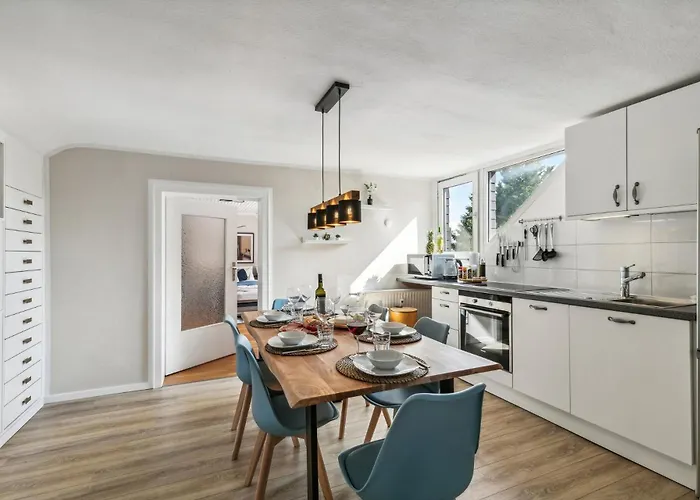 Апартаменты Neu! Design -yellow Octopus-